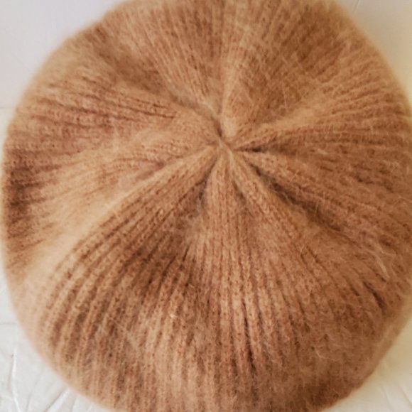 Vintage Tan Lambs Wool Berate